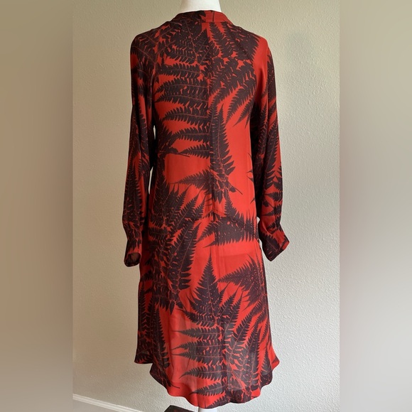 Elegant Stella McCartney Silk Fern Printed Dress - Picture 7 of 9